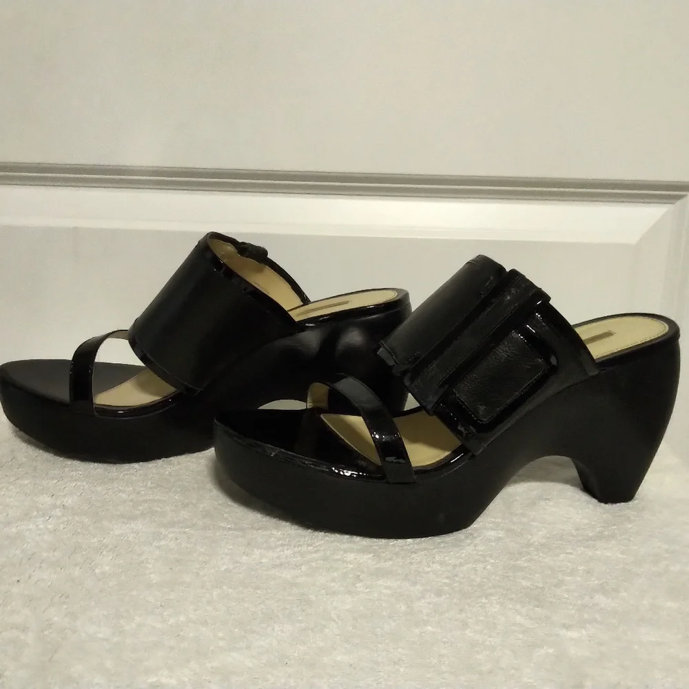 Max Studio Wedges - Picture 1 of 6
